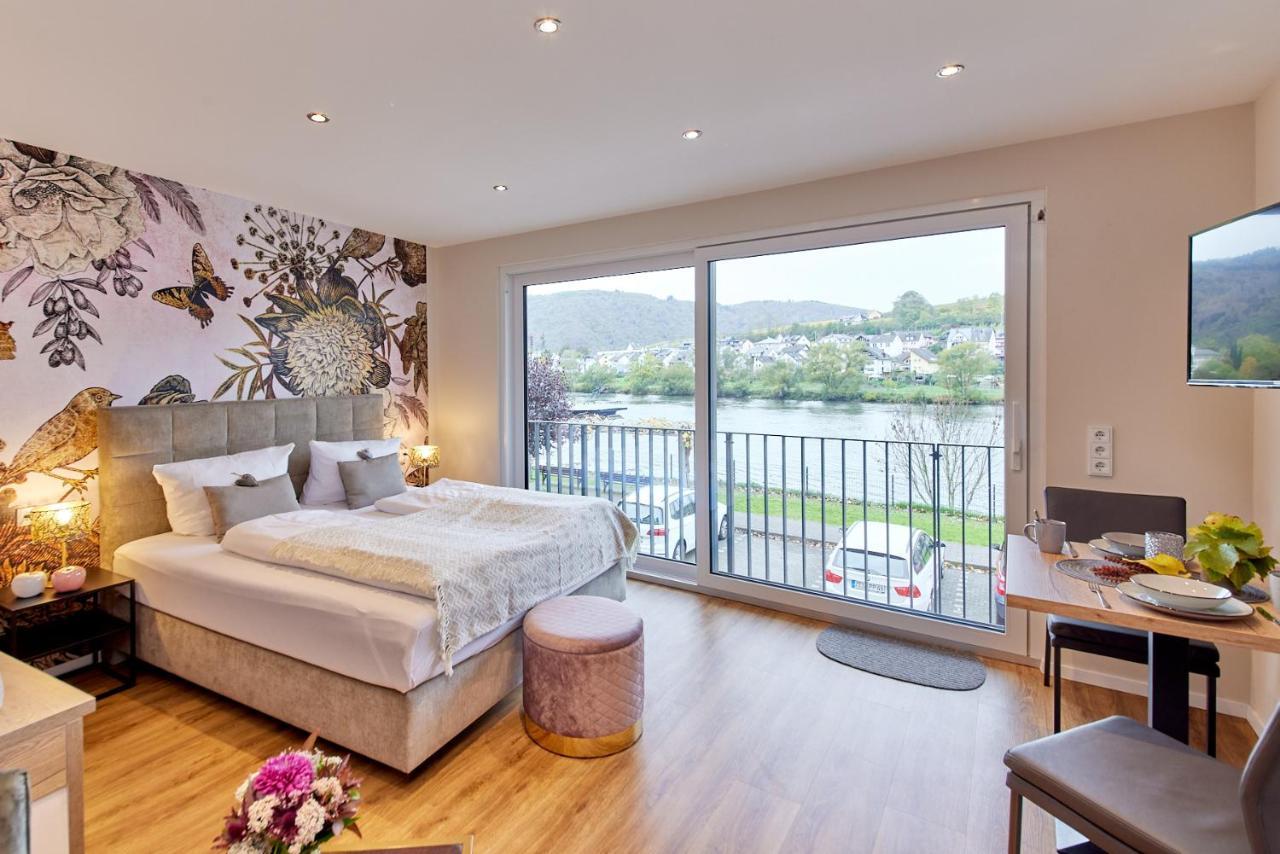 Luxus Apartments Mosel-Zeit Neu 2023 Zell Eksteriør billede