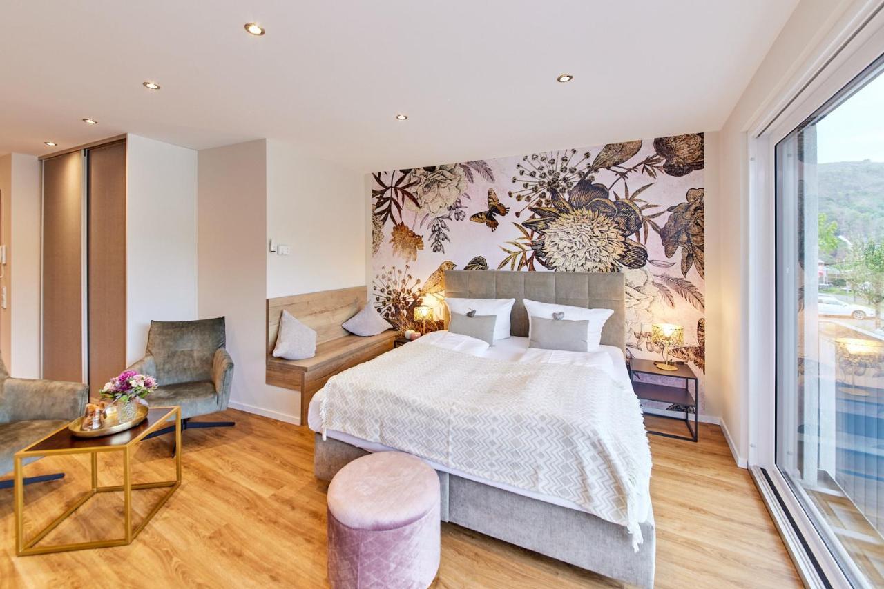 Luxus Apartments Mosel-Zeit Neu 2023 Zell Eksteriør billede