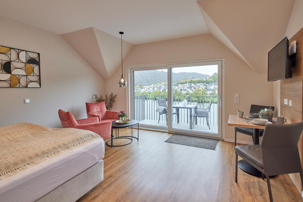 Luxus Apartments Mosel-Zeit Neu 2023 Zell Eksteriør billede